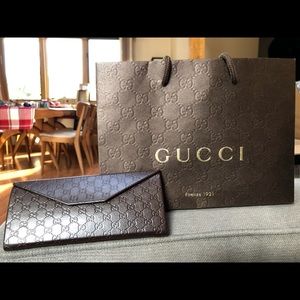 Gucci glasses case and original bag